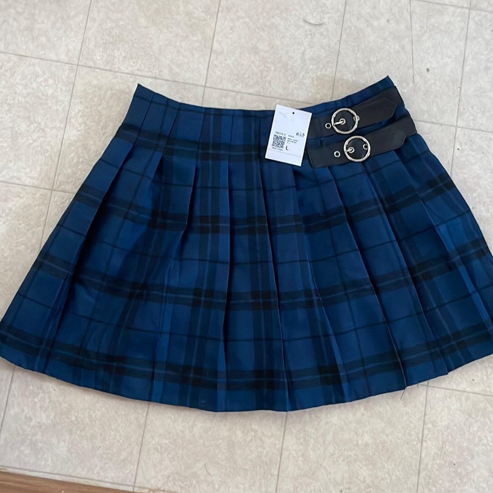 NWT Forever 21 pleated school skirt